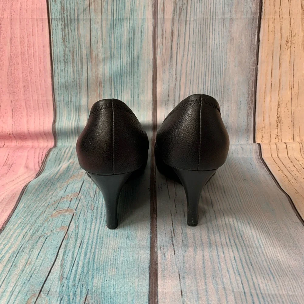 Tory Burch Black Leather Wedges